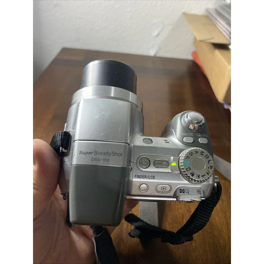 SONY CYBER-SHOT DSC-H2 6.0MP DIGITAL CAMERA - SILVER Tested!!